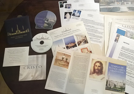 Desarrollo de folletería, centro de CD, sobres, etc para La Iglesia de Jesucristo de los Santos de los Últimos Días.